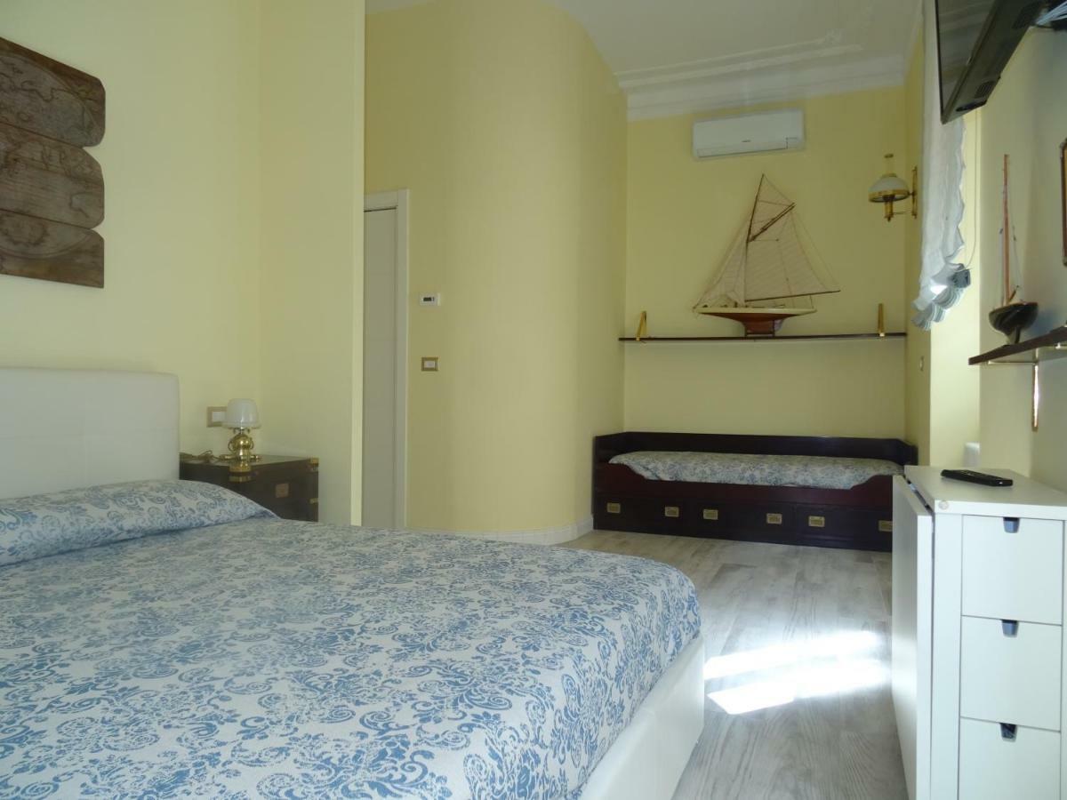 Suites Margot Санта-Маргерита-Лігуре Екстер'єр фото